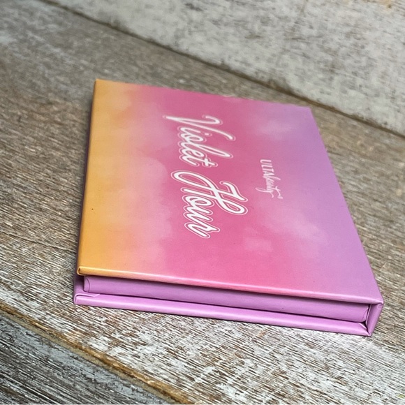 Ulta Beauty Violet Hour Eye Shadow Palette 8 Shades With Brush 0.72g/0.02 oz New - Picture 12 of 16